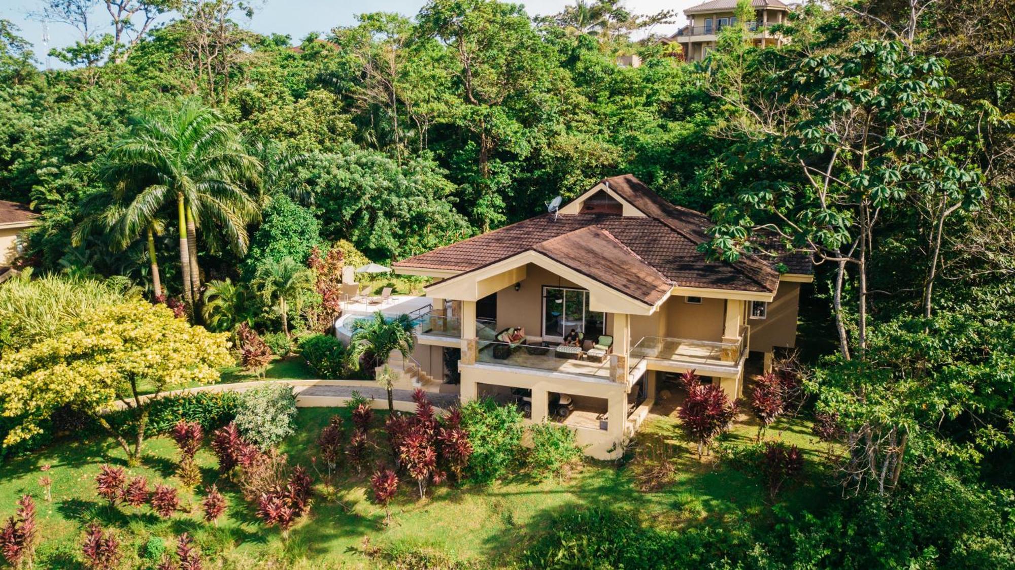 Red Frog Beach Island Resort بوكاس تاون المظهر الخارجي الصورة